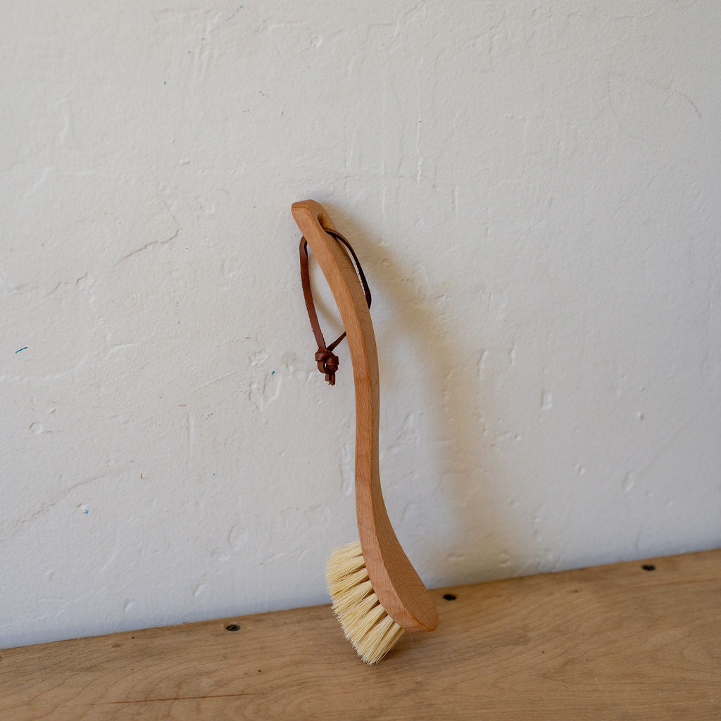 Redecker Dish Brush Curved Natural Tampico | Redecker | Miss Arthur | Home Goods | Tasmania