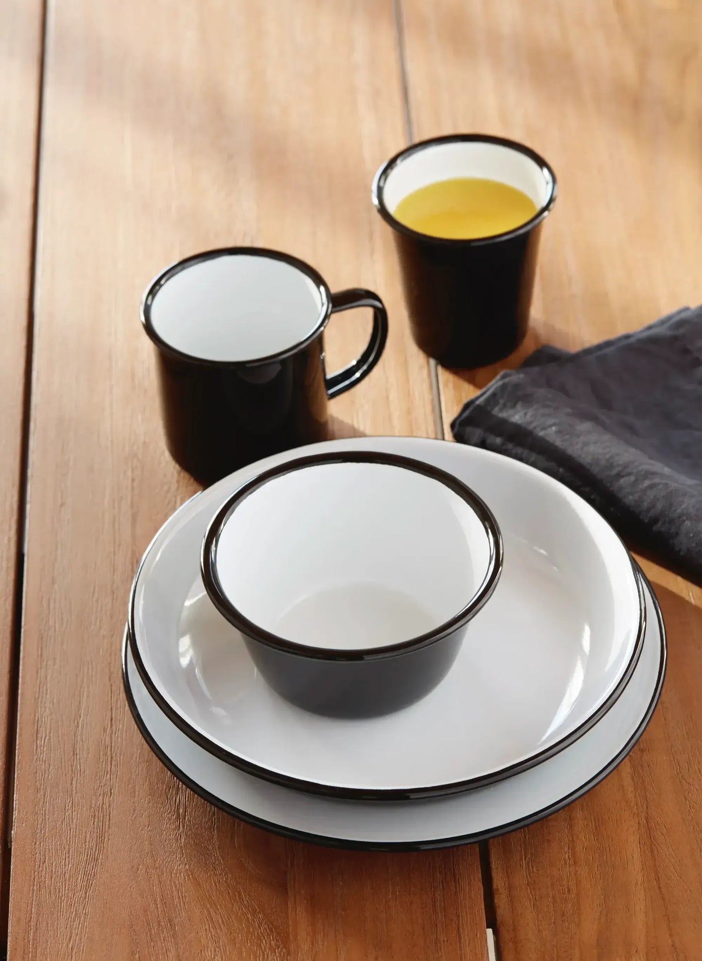 Falcon Enamelware Enamel 12cm Bowls Coal Black Set of 4 | Falcon Enamelware | Miss Arthur | Home Goods | Tasmania