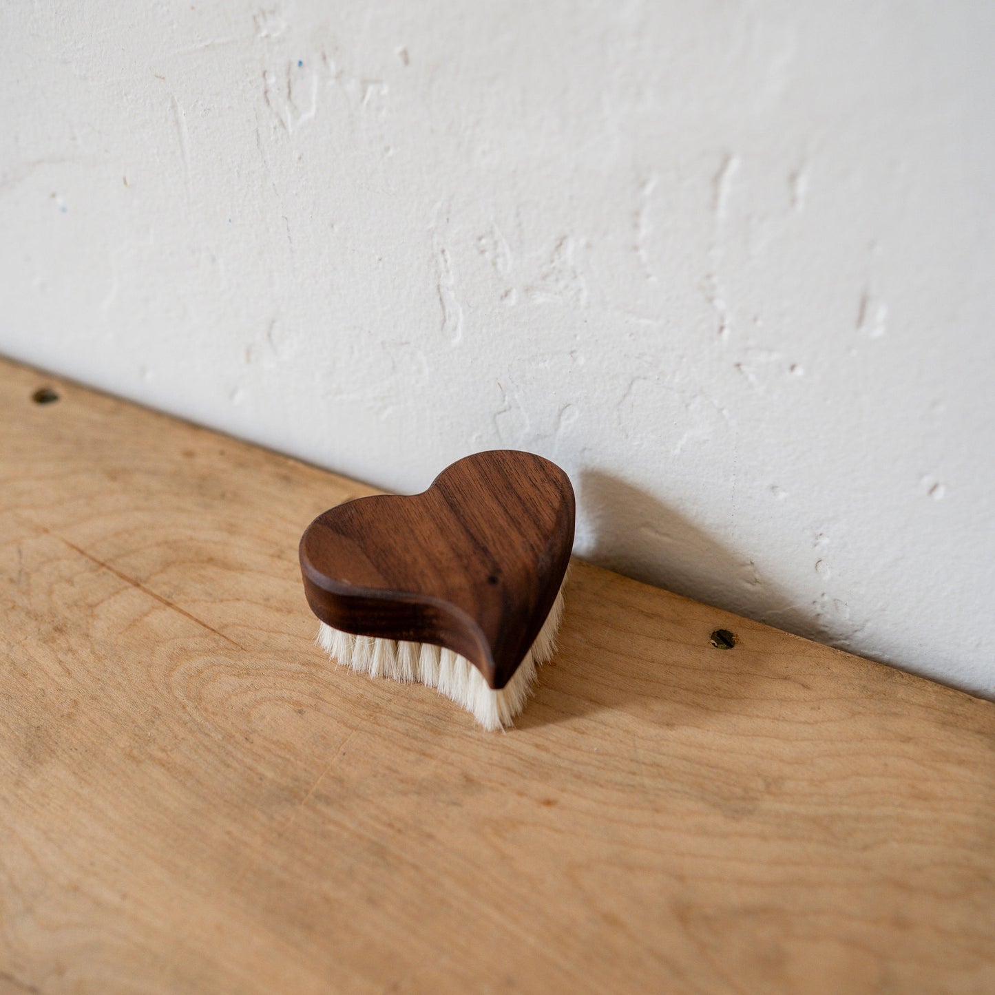 Baby Brush Heart Nutwood | Kellerbursten | Miss Arthur | Home Goods | Tasmania