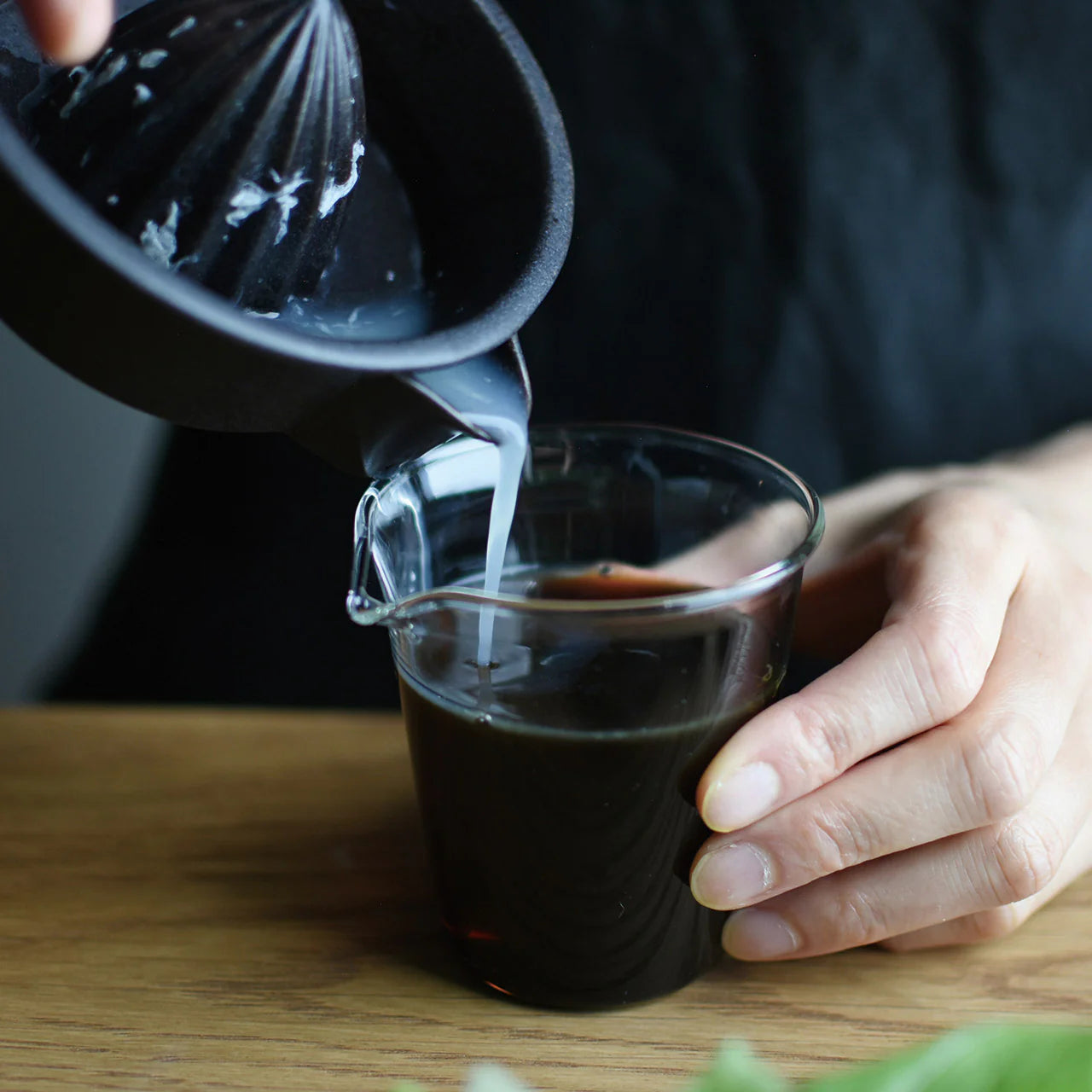 Kinto Taku Lemon Squeezer Black | Kinto | Miss Arthur | Home Goods | Tasmania