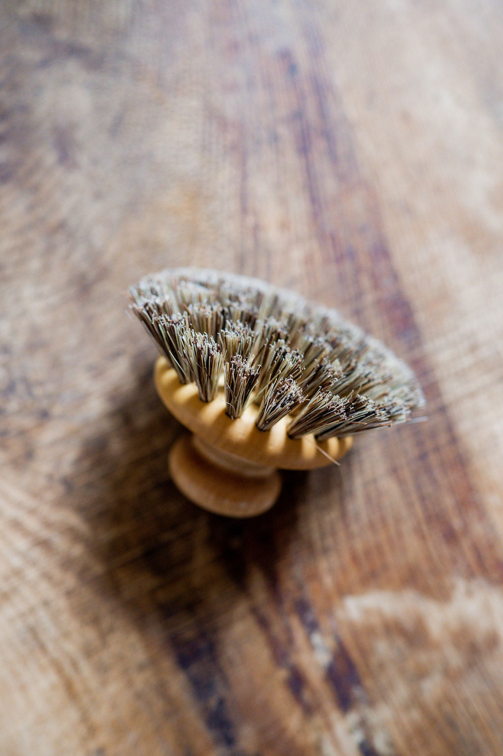 Iris Hantverk Pan Brush Maple Union Blend | Iris Hantverk | Miss Arthur | Home Goods | Tasmania