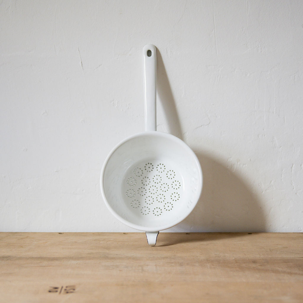 Riess Enamel Sieve with Handle White 18cm | Riess | Miss Arthur | Home Goods | Tasmania