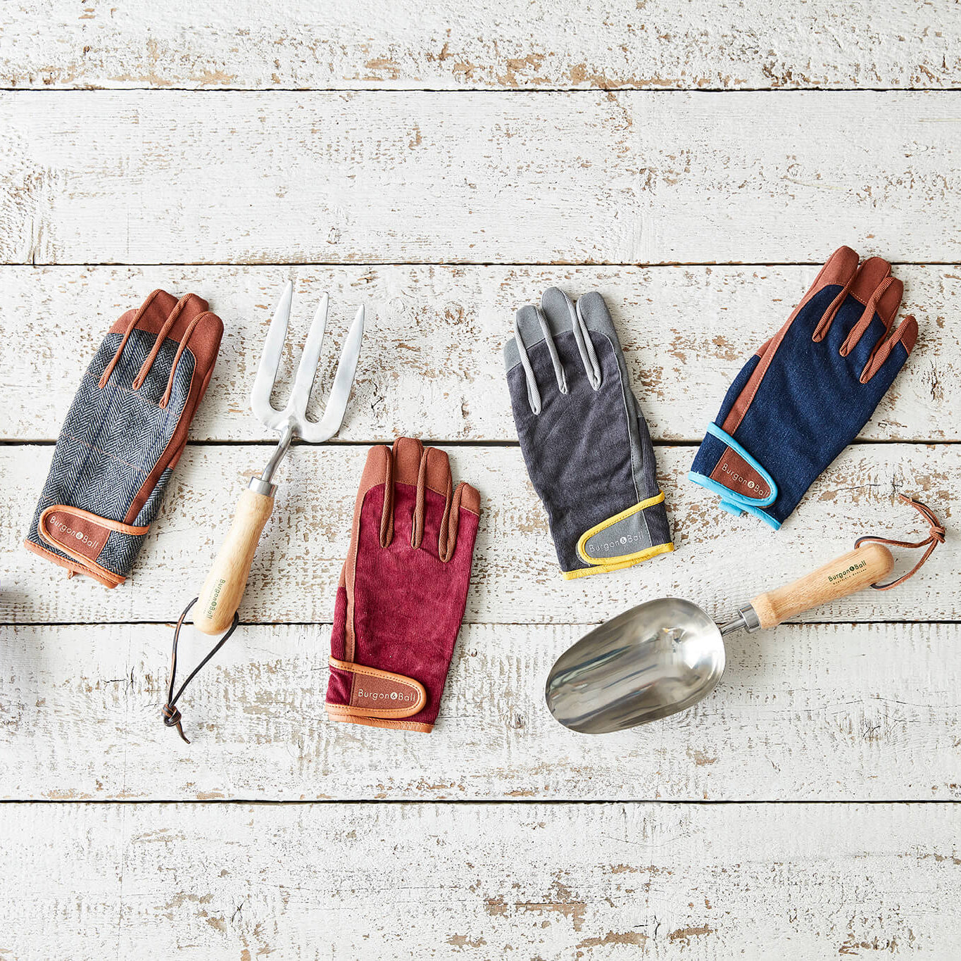 Burgon & Ball Dig The Glove Slate Corduroy L/XL | Burgon & Ball | Miss Arthur | Home Goods | Tasmania