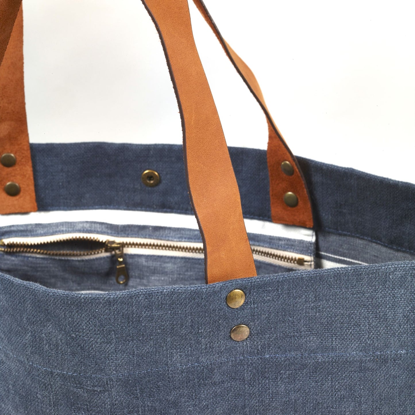 Libeco The Galloper Shoulder Bag Bastion | Libeco | Miss Arthur | Home Goods | Tasmania