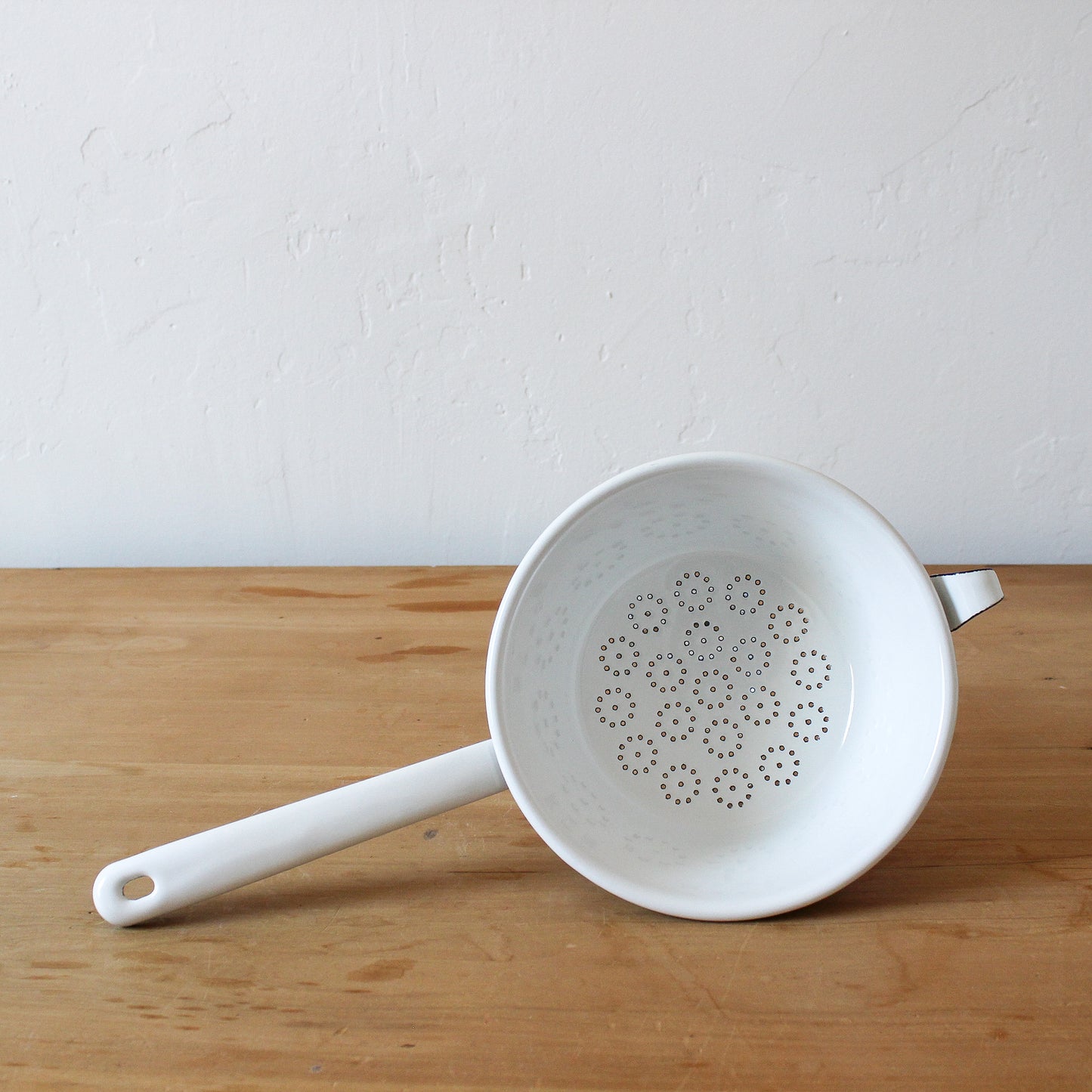 Riess Enamel Sieve with Handle White 18cm | Riess | Miss Arthur | Home Goods | Tasmania