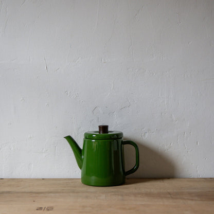 Noda Horo Enamel Kettle Green – Miss Arthur