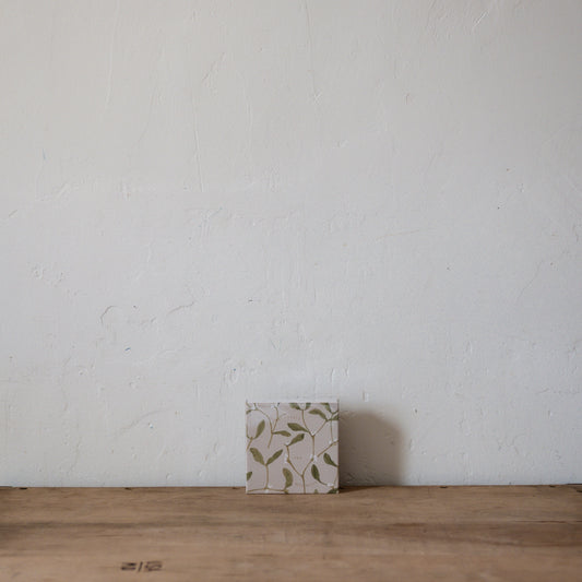 Archivist Luxury Matches Mistletoe