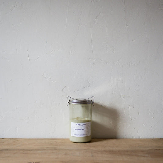 Mistletoe & Ivy N° 31 Candle | Miss Arthur | Miss Arthur | Home Goods | Tasmania
