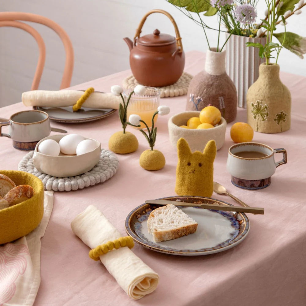 Gry & Sif Bunny Egg Cosy Ochre