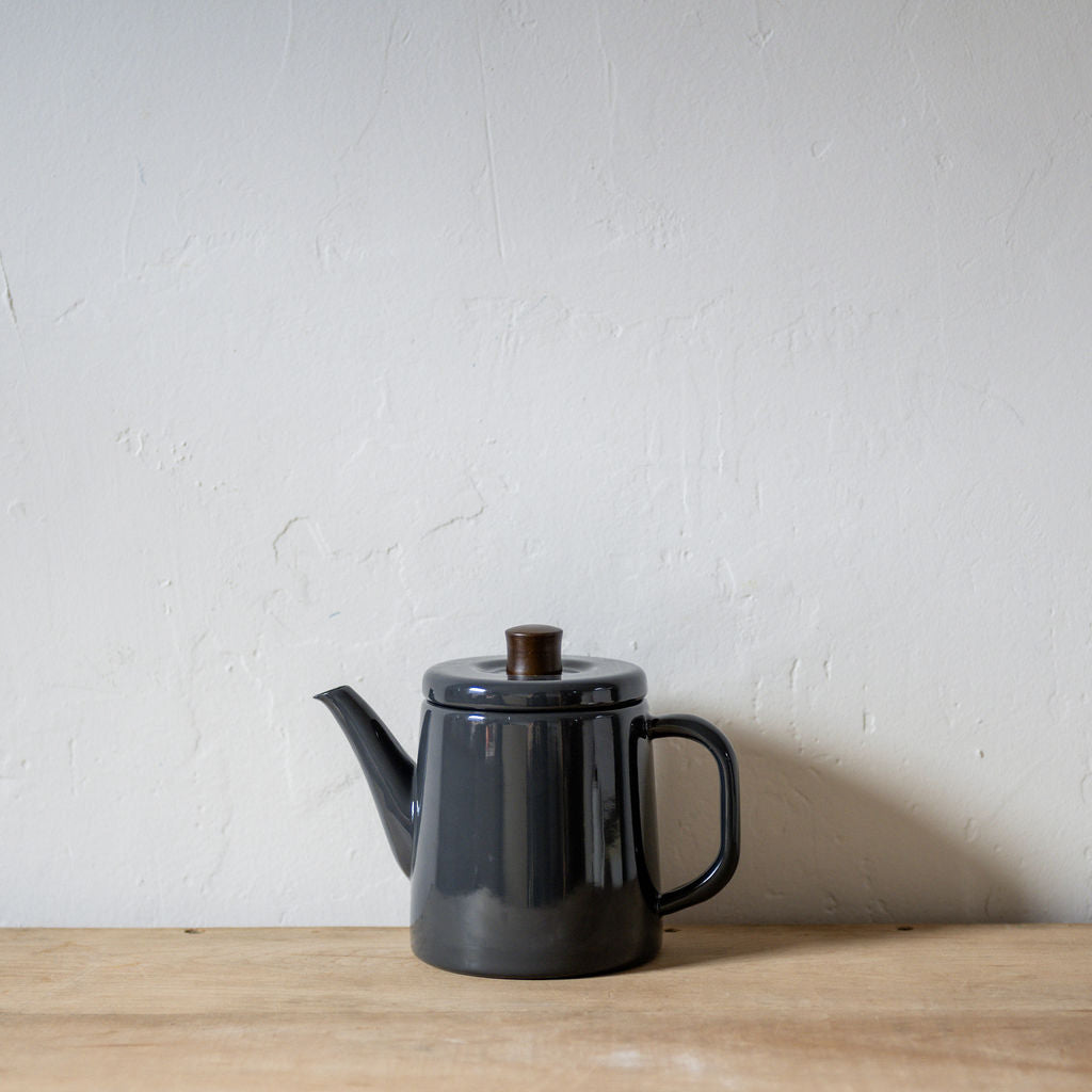 Noda Horo Enamel Kettle 1.5L Grey | Noda Horo | Miss Arthur | Home Goods | Tasmania