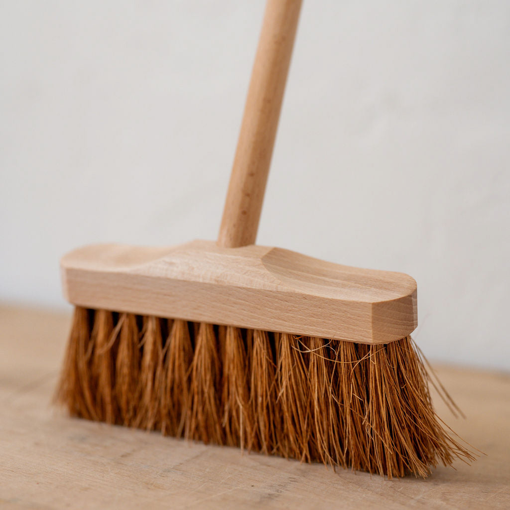 Redecker Child's Broom – Miss Arthur