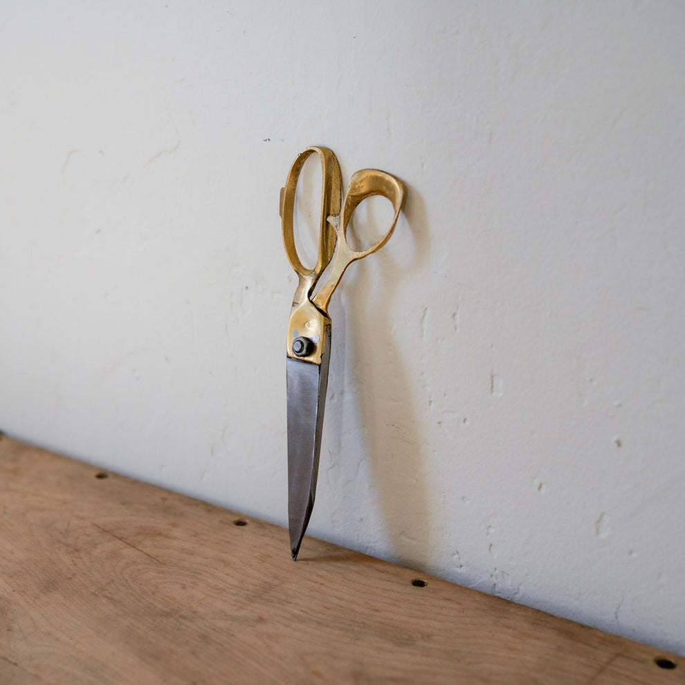 Fog Linen Work Rustic Brass Scissors Large – Miss Arthur