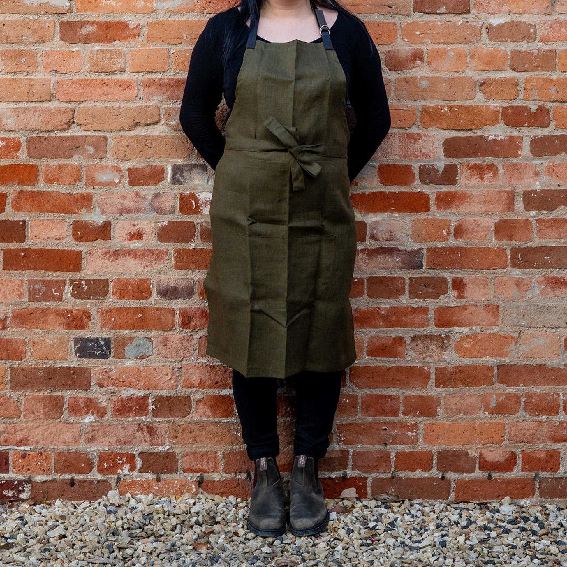 Fog Linen Work Linen Bistoro Apron Epinard | Fog Linen Work | Miss Arthur | Home Goods | Tasmania