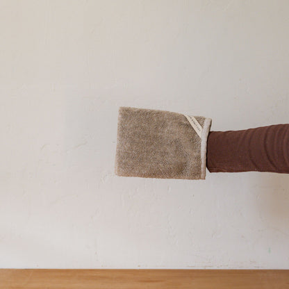 Fog Linen Work Linen Pile Bath Mitten Natural | Fog Linen Work | Miss Arthur | Home Goods | Tasmania