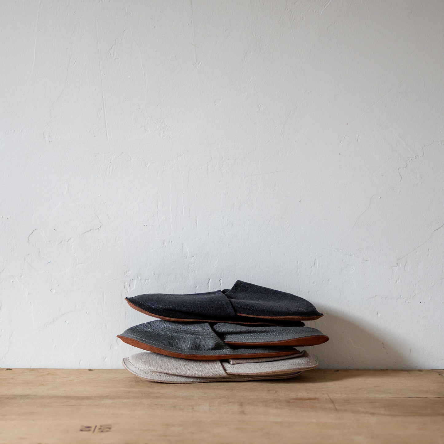 Fog Linen Work Linen Slippers Nuit Large | Fog Linen Work | Miss Arthur | Home Goods | Tasmania