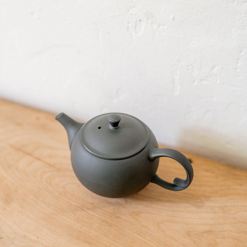 Maru Teapot Back Handle | Japanese Artisan | Miss Arthur | Home Goods | Tasmania
