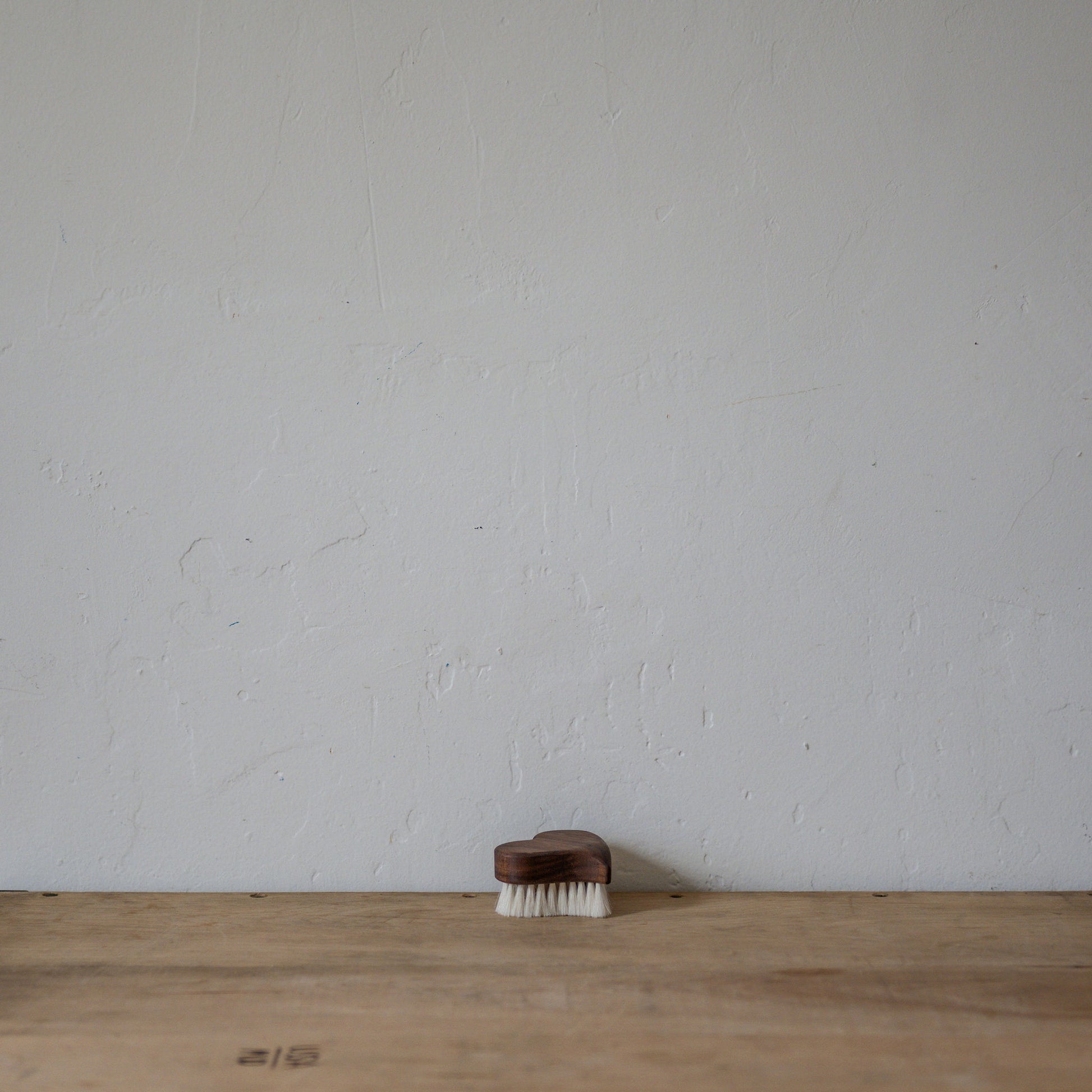 Baby Brush Heart Nutwood | Kellerbursten | Miss Arthur | Home Goods | Tasmania
