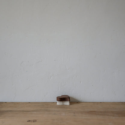 Baby Brush Heart Nutwood | Kellerbursten | Miss Arthur | Home Goods | Tasmania