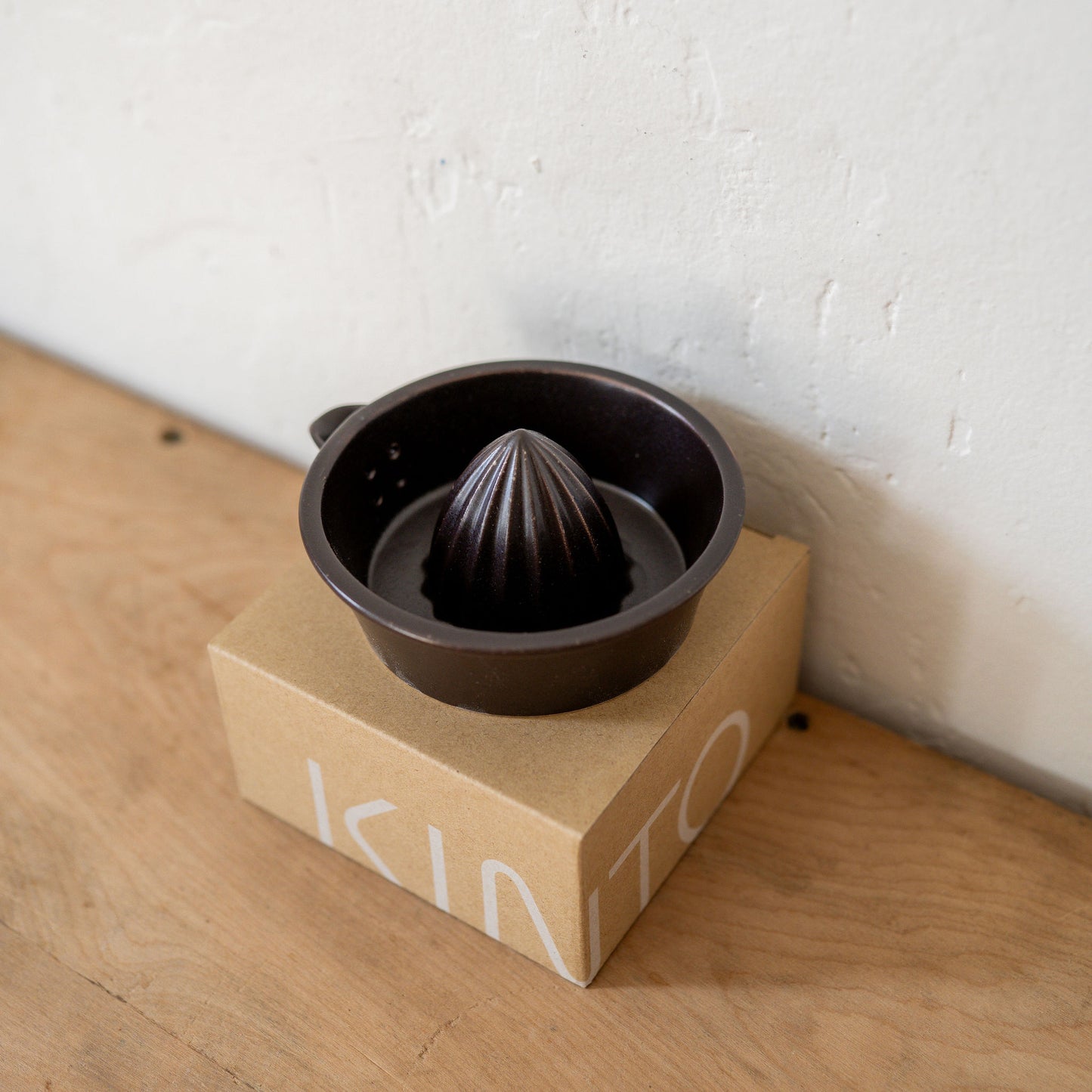 Kinto Taku Lemon Squeezer Black | Kinto | Miss Arthur | Home Goods | Tasmania