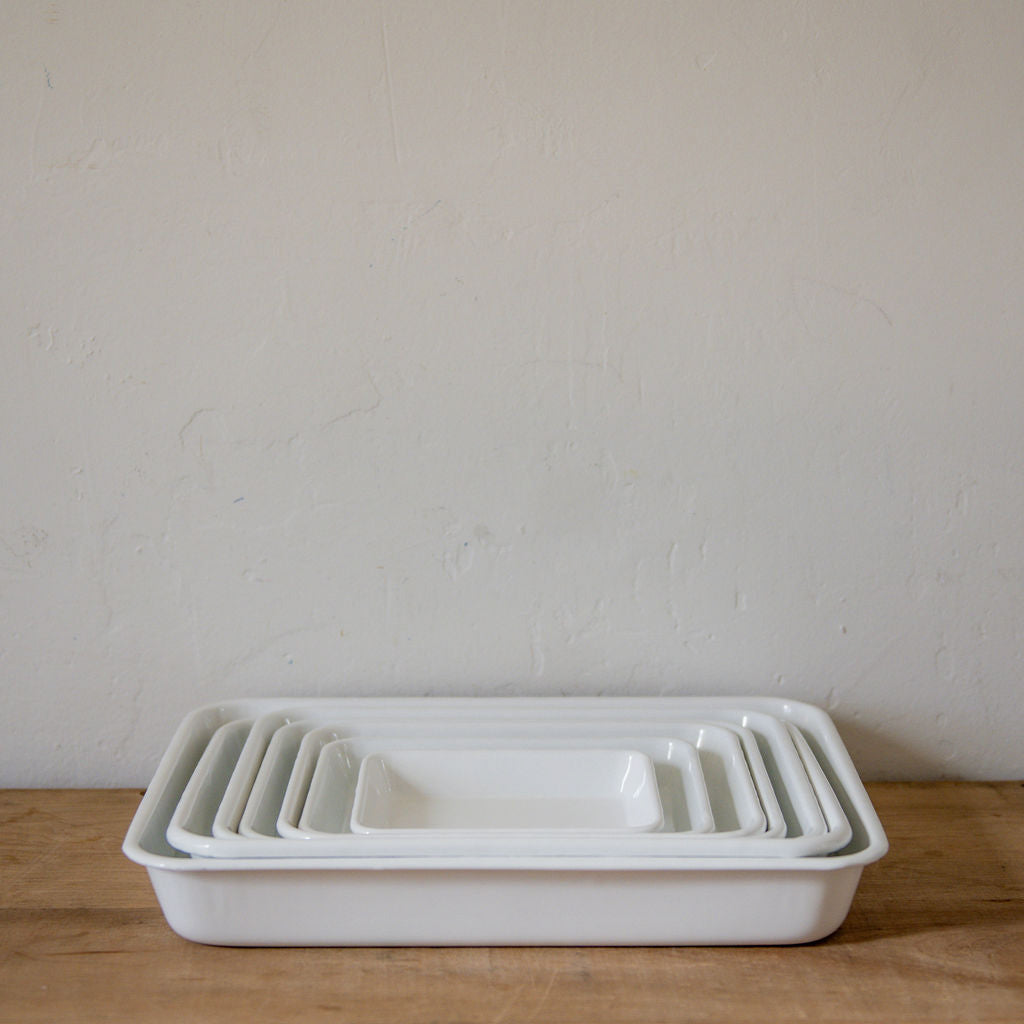 Noda Horo White Enamel Baking Tray No.12 | Noda Horo | Miss Arthur | Home Goods | Tasmania