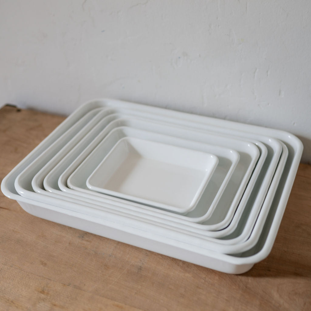 Noda Horo White Enamel Baking Tray No.15 | Noda Horo | Miss Arthur | Home Goods | Tasmania