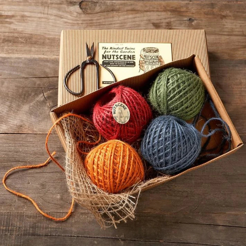 Nutscene Flower Scissors