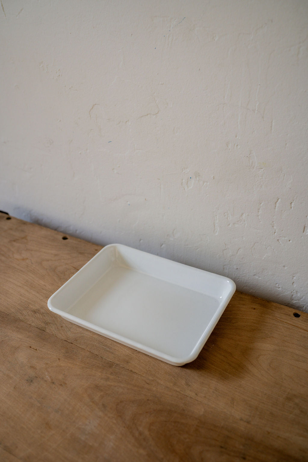 White Enamel Baking Tray Small | Noda Horo | Miss Arthur | Home Goods | Tasmania
