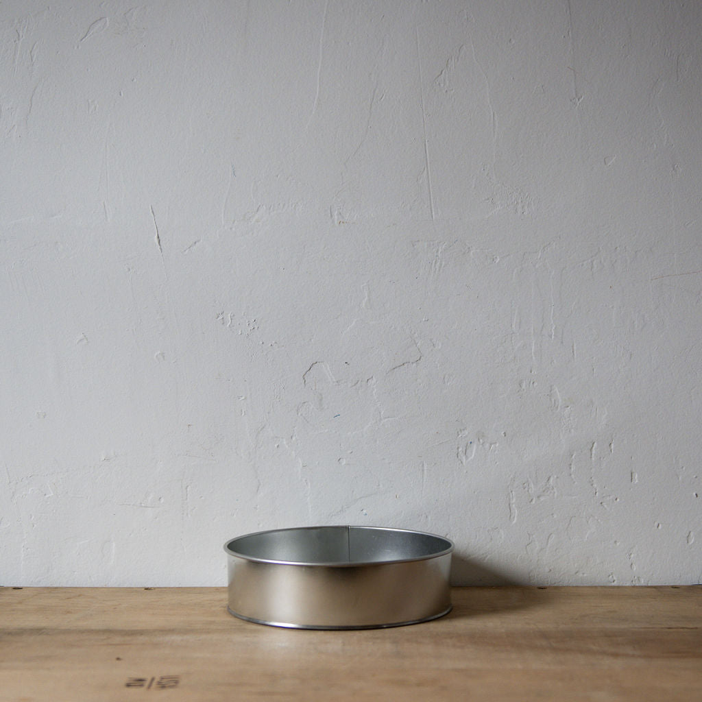 8" Sponge Tin | SG Emmett & Son | Miss Arthur | Home Goods | Tasmania