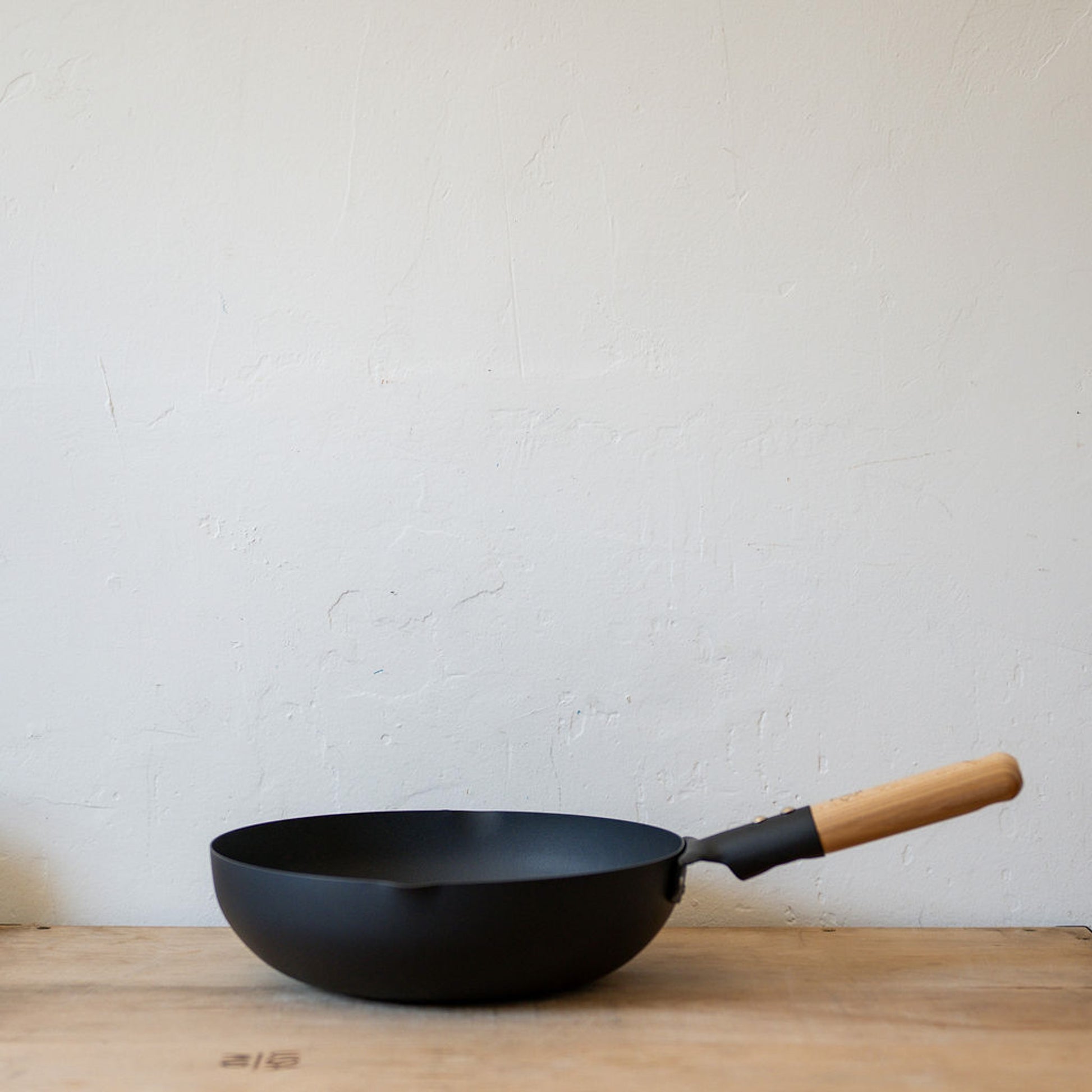 Takumi Japan Magma Plate Iron Stir Fry Pan 28cm | Takumi Japan | Miss Arthur | Home Goods | Tasmania