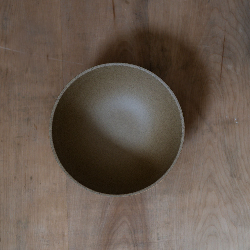 Hasami Deep Round Bowl 185mm Natural HP047 | Hasami | Miss Arthur | Home Goods | Tasmania