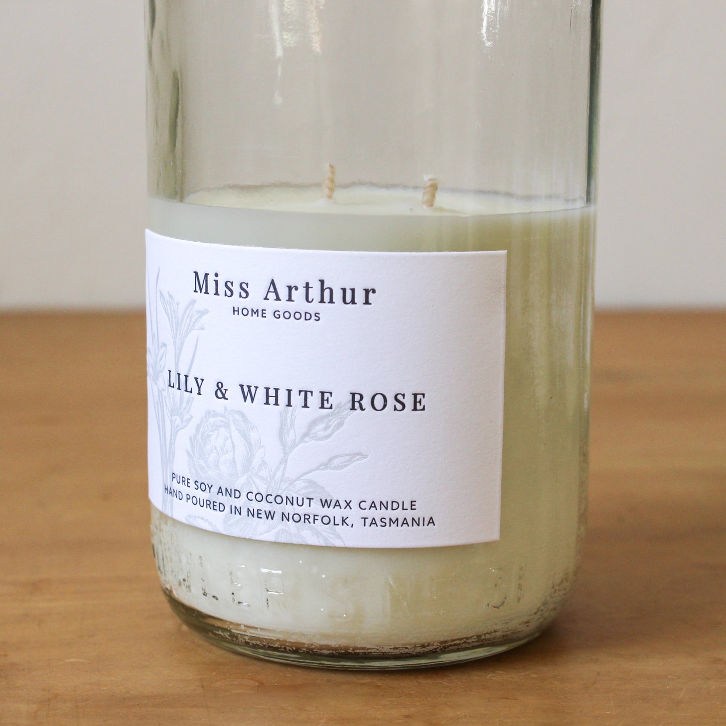 Lily & White Rose N° 31 Candle | Miss Arthur | Miss Arthur | Home Goods | Tasmania
