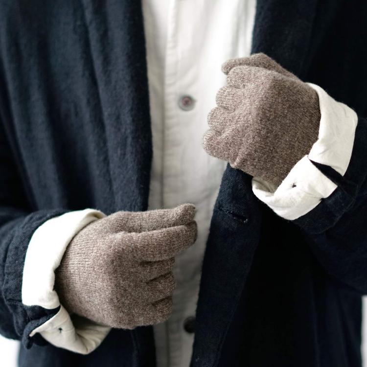 Nishiguchi Kutsushita Merino Wool Gloves Brown Medium | Nishiguchi Kutsushita | Miss Arthur | Home Goods | Tasmania