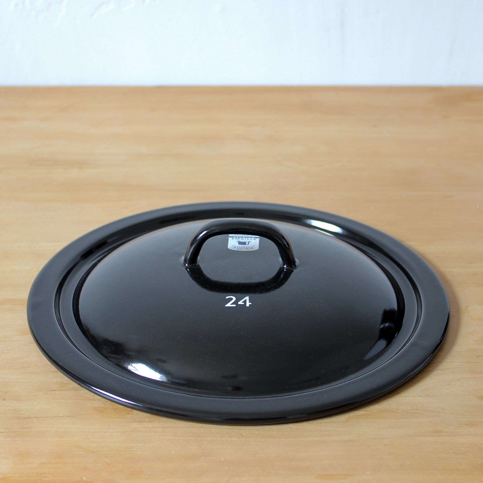 Classic High Casserole with Lid Black 8 Litre | Riess | Miss Arthur | Home Goods | Tasmania
